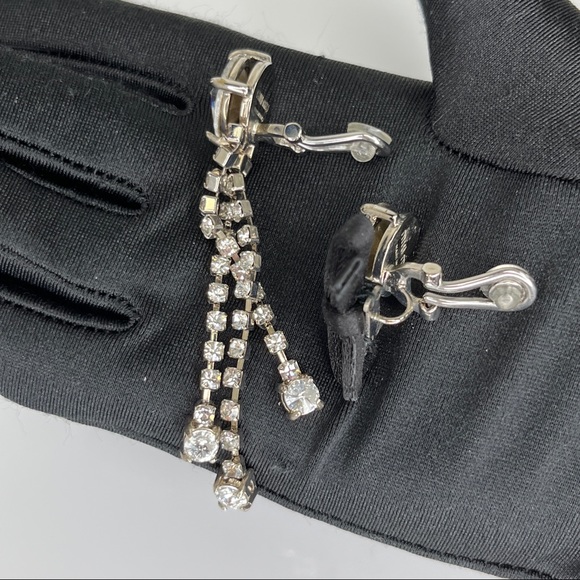 Miu Miu Crystal Bow Earring - Picture 4 of 4